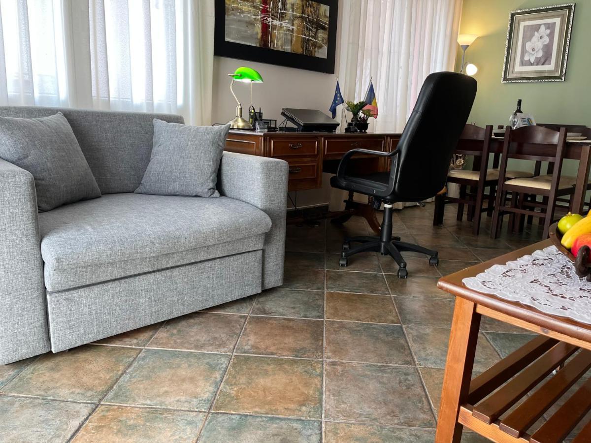 Kavala Port Apartments Bagian luar foto