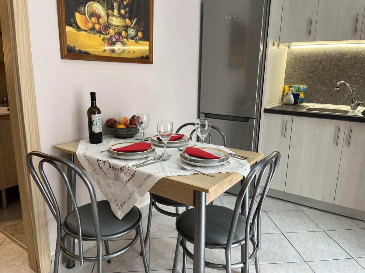 Kavala Port Apartments Bagian luar foto